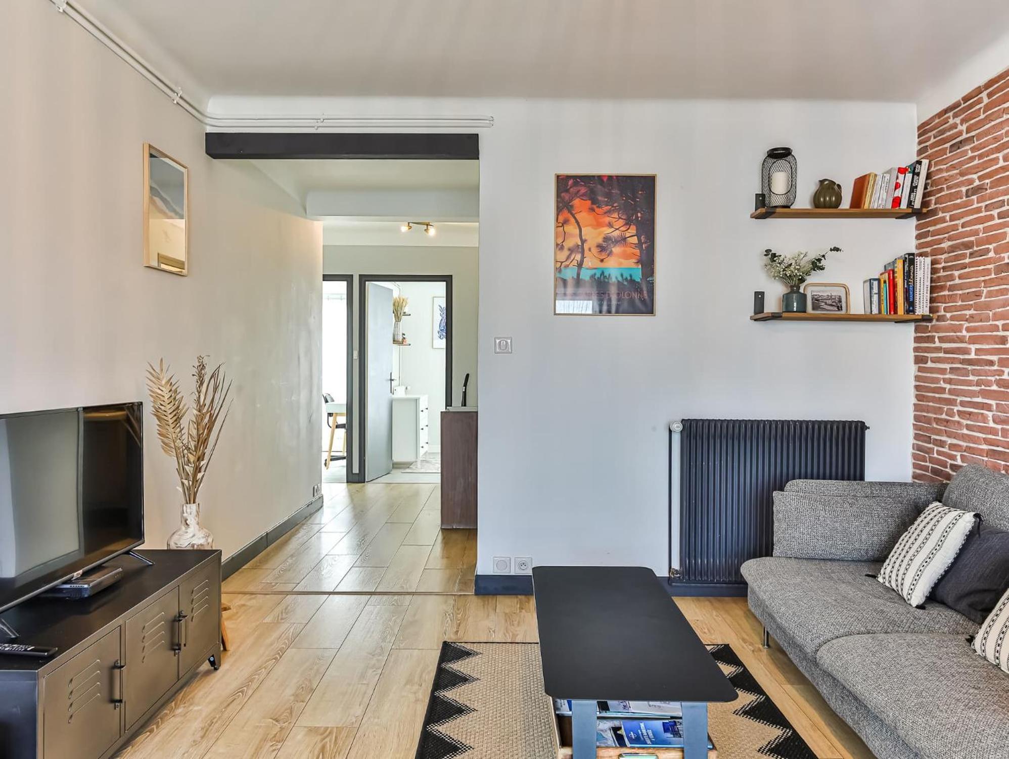 Appartement Cocooning Proche Centre Ville Et Gare เลส์ซาบล์-โดล็อนน์ ภายนอก รูปภาพ