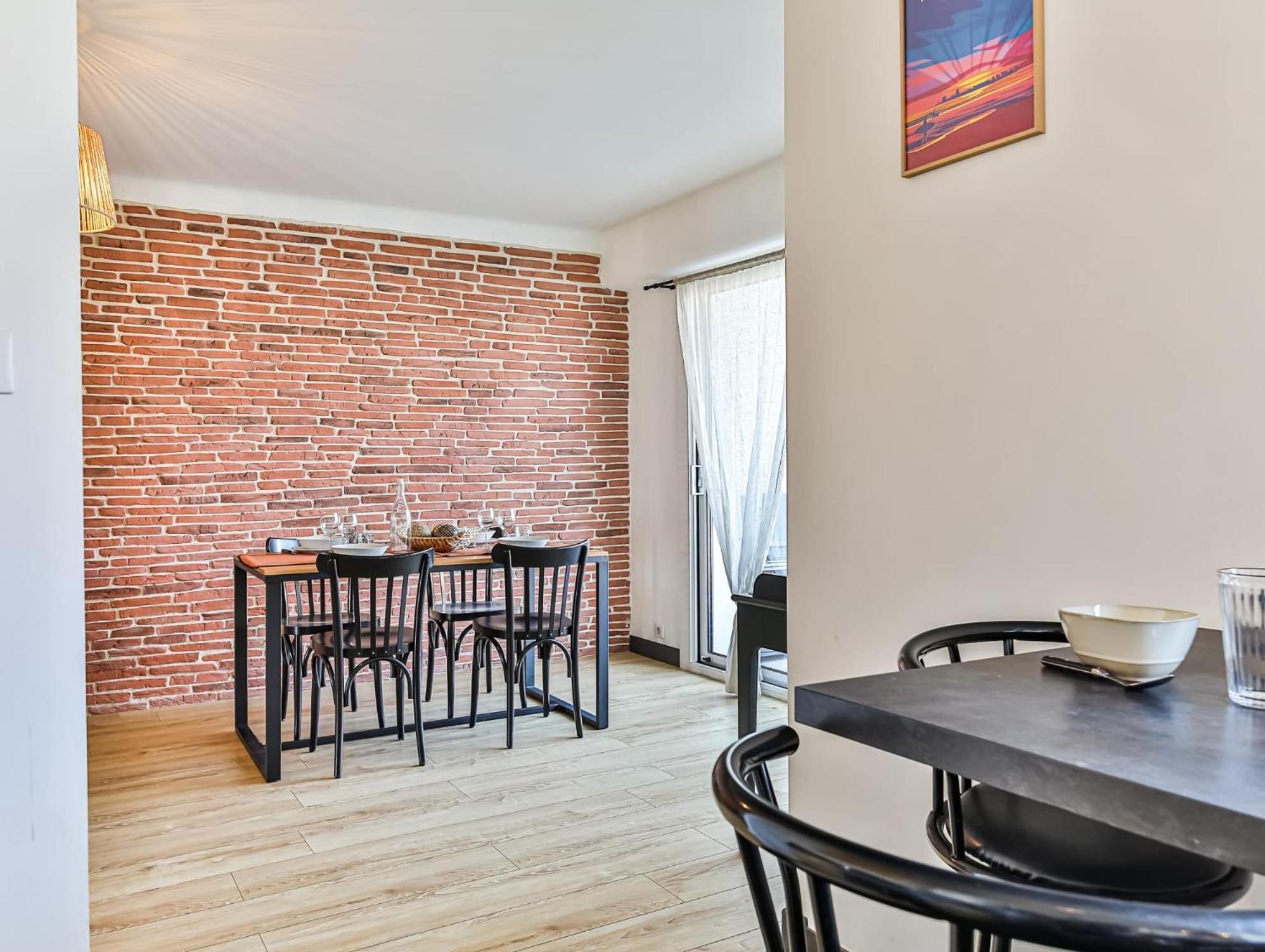 Appartement Cocooning Proche Centre Ville Et Gare เลส์ซาบล์-โดล็อนน์ ภายนอก รูปภาพ
