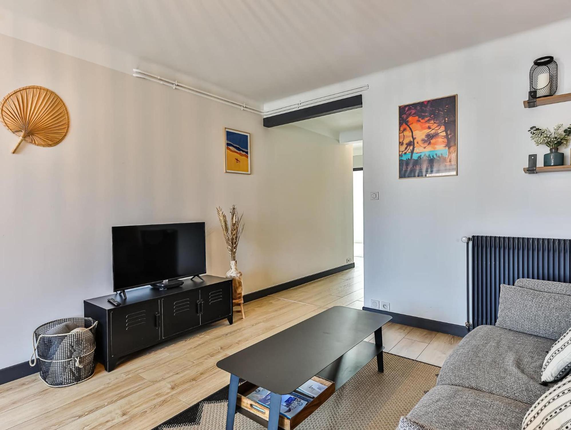 Appartement Cocooning Proche Centre Ville Et Gare เลส์ซาบล์-โดล็อนน์ ภายนอก รูปภาพ