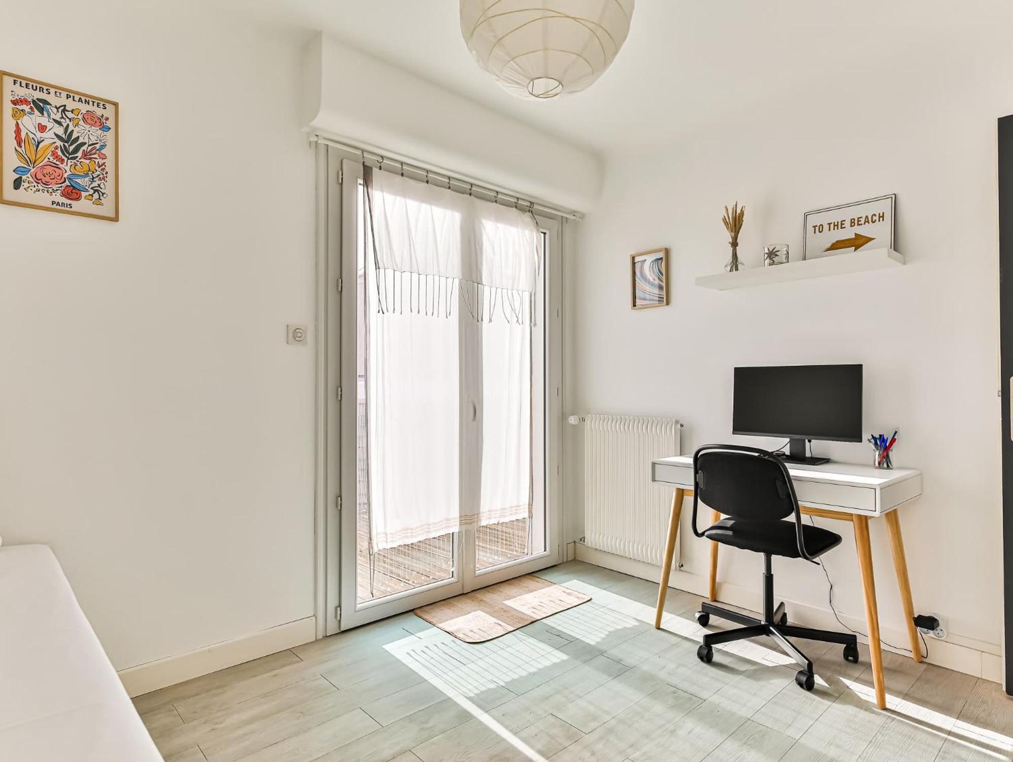 Appartement Cocooning Proche Centre Ville Et Gare เลส์ซาบล์-โดล็อนน์ ภายนอก รูปภาพ