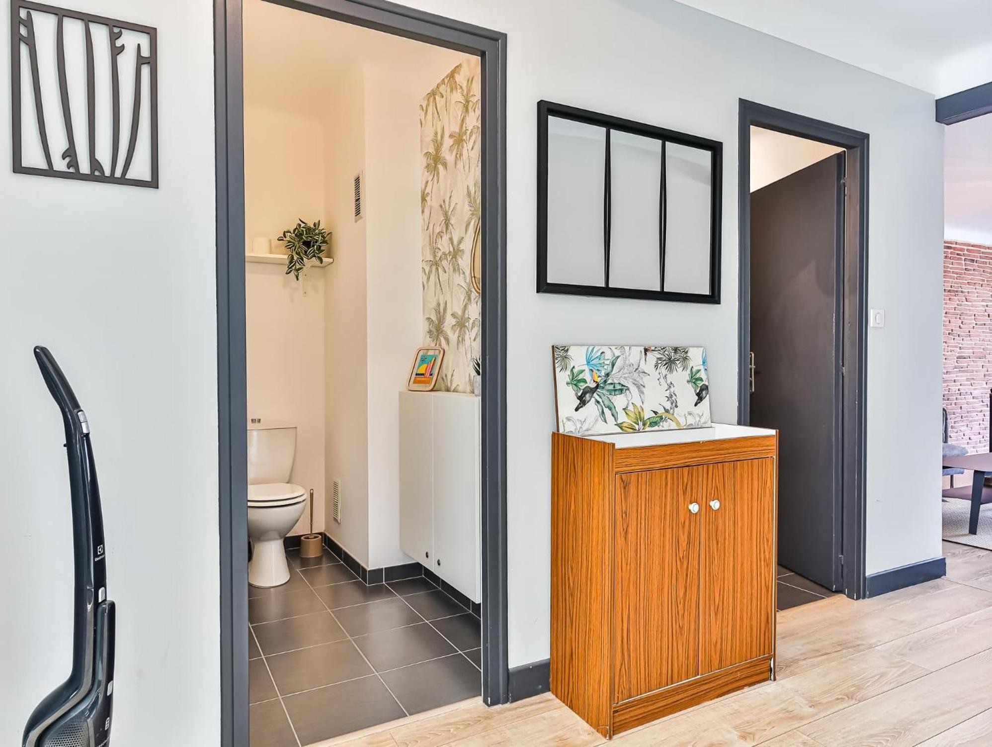 Appartement Cocooning Proche Centre Ville Et Gare เลส์ซาบล์-โดล็อนน์ ภายนอก รูปภาพ